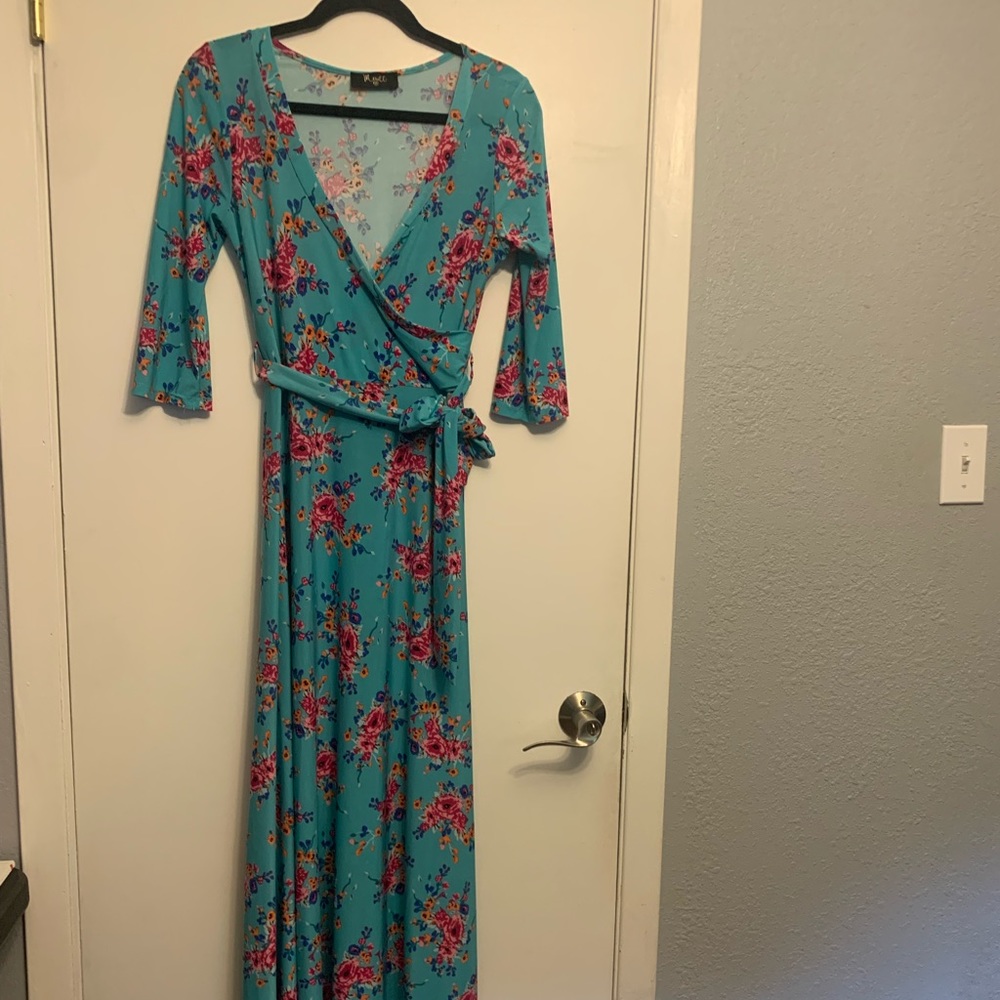 Maxi dress